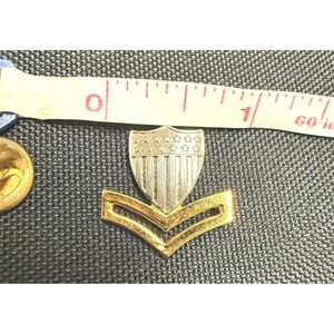 KREW Vintage Military Style US Shield Double Chevron Gold Silver Tone Lapel Pin